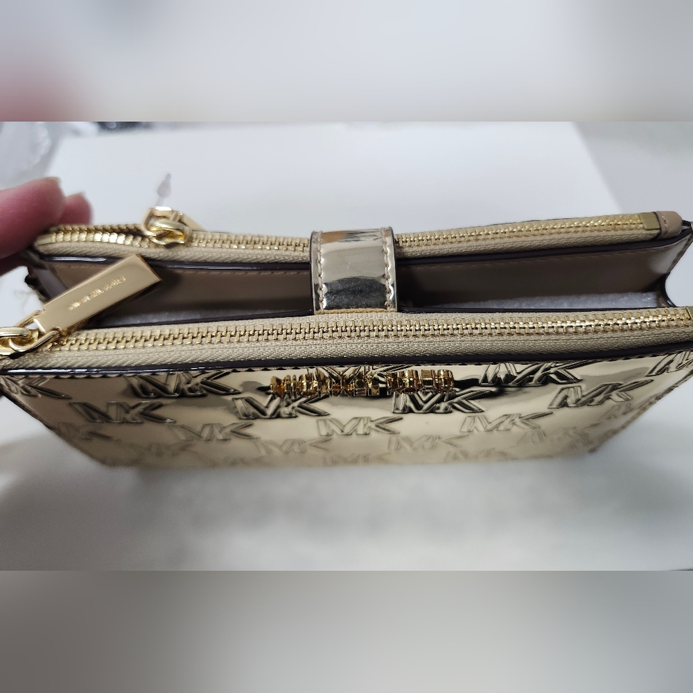 NWT Michael Kors Gold Jet Set Double Zip Wristlet - Picture 12 of 12